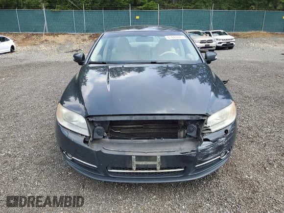 ✅ 2010 Volvo S80 I6 Turbo • VIN: YV1992AH8A1120048 • Lot: 61605345. Listed on Copart with 215,388 mi. Free auction sales archive from the USA and detailed vehicle history report at DreamBid. Image 5.