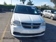 ✅ 2017 Dodge Grand Caravan SE • VIN: 2C7WDGBG7HR738822 • Lot: 43608492. Wystawiony na IAAI z przebiegiem 66 478 mil. Bezpłatny archiwum sprzedaży aukcyjnych z USA i szczegółowy raport historii pojazdu na DreamBid. Zdjęcie 12.