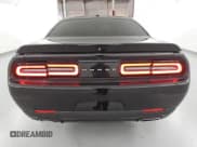 ✅ 2019 Dodge Challenger SXT • VIN: 2C3CDZAG6KH687733 • Lot: 86142935. Wystawiony na Copart z przebiegiem 87 905 mil. Bezpłatny archiwum sprzedaży aukcyjnych z USA i szczegółowy raport historii pojazdu na DreamBid. Zdjęcie 6.