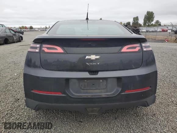✅ 2014 Chevrolet Volt • VIN: 1G1RE6E46EU147858 • Lot: 75354514. Wystawiony na Copart z przebiegiem 170 477 mil. Bezpłatny archiwum sprzedaży aukcyjnych z USA i szczegółowy raport historii pojazdu na DreamBid. Zdjęcie 6.