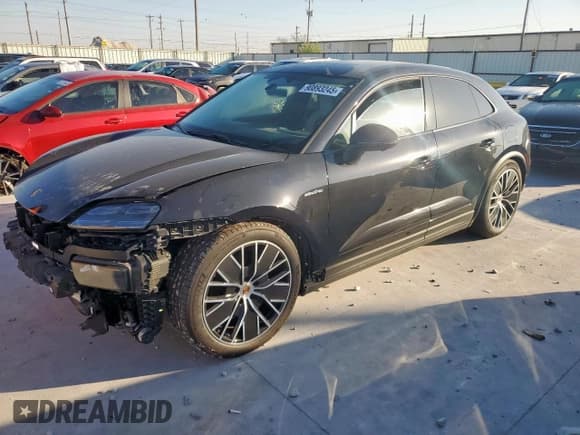 ✅ 2025 Porsche Macan Electric • VIN: WP1AD2XA8SL075433 • Lot: 90893245. Listed on Copart with 100 mi. Free auction sales archive from the USA and detailed vehicle history report at DreamBid. Image 1.