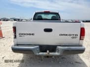 ✅ 2004 Dodge Dakota • VIN: 1D7FL16K64S612395 • Lot: 56545035. Wystawiony na Copart z przebiegiem Nie podano. Bezpłatny archiwum sprzedaży aukcyjnych z USA i szczegółowy raport historii pojazdu na DreamBid. Zdjęcie 10.