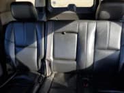 ✅ 2013 Chevrolet Suburban LT • VIN: 1GNSKJE78DR285229 • Lot: 77658614. Wystawiony na Copart z przebiegiem 324 356 mil. Bezpłatny archiwum sprzedaży aukcyjnych z USA i szczegółowy raport historii pojazdu na DreamBid. Zdjęcie 10.