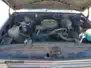 1987 Chevrolet Blazer z VIN 1GNEV18K7HF180306, wystawiony jako Copart lot #80914465 z przebiegiem 455 897 mil mil oraz Nie do naprawy • Non repairable. Historia ofert i sprzedaży dostępna na DreamBid. Obrazek 12.