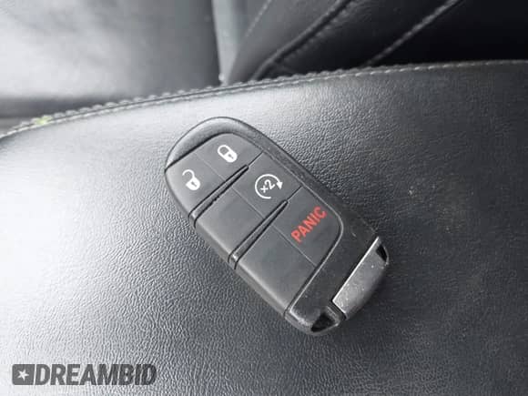 2019 Jeep Compass Limited with VIN 3C4NJDCB7KT672828, listed as a IAAI auction lot 41561299 with 114,043 mi miles and . Bid and sale history available at DreamBid. Image 11.