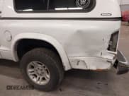 ✅ 2001 Dodge Dakota Sport • VIN: 1B7HG2ANX1S224497 • Lot: 41685903. Wystawiony na IAAI z przebiegiem 223 912 mil. Bezpłatny archiwum sprzedaży aukcyjnych z USA i szczegółowy raport historii pojazdu na DreamBid. Zdjęcie 12.