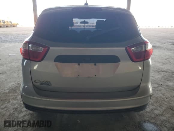 ✅ 2013 Ford C-Max SE • VIN: 1FADP5AU9DL506125 • Лот: 91710025. Опубликован ранее на Copart с пробегом 294 182 миль. Бесплатный доступ к архиву аукционных продаж из США и подробный отчёт об истории автомобиля на DreamBid. Изображение 6.