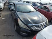 ✅ 2011 Hyundai Sonata SE • VIN: 5NPEC4AC3BH111662 • Lot: 76499704. Listed on Copart with 154,163 mi. Free auction sales archive from the USA and detailed vehicle history report at DreamBid. Image 5.