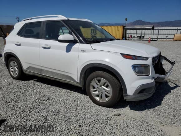 2020 Hyundai Venue SEL z VIN KMHRC8A33LU018510, wystawiony jako Copart lot #69083333 z przebiegiem 39 406 mil mil oraz Szkoda całkowita • Salvage title. Historia ofert i sprzedaży dostępna na DreamBid. Obrazek 4.