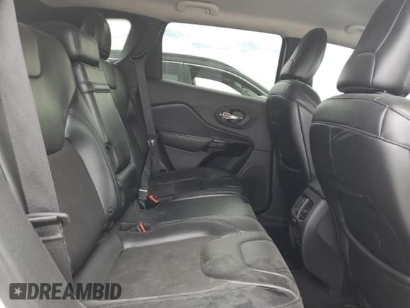 ✅ 2019 Jeep Cherokee Latitude Plus • VIN: 1C4PJMLBXKD451965 • Lot: 83779265. Listed on Copart with 153,254 mi. Free auction sales archive from the USA and detailed vehicle history report at DreamBid. Image 11.