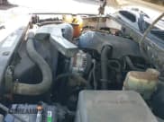 ✅ 2001 Chevrolet Suburban LS • VIN: 3GNEC16TX1G273973 • Лот: 42828504. Опубликован ранее на IAAI с пробегом 419 563 миль. Бесплатный доступ к архиву аукционных продаж из США и подробный отчёт об истории автомобиля на DreamBid. Изображение 12.