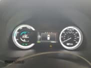 ✅ 2017 Kia Niro EX • VIN: KNDCC3LCXH5079512 • Lot: 82252525. Wystawiony na Copart z przebiegiem 74 505 mil. Bezpłatny archiwum sprzedaży aukcyjnych z USA i szczegółowy raport historii pojazdu na DreamBid. Zdjęcie 9.