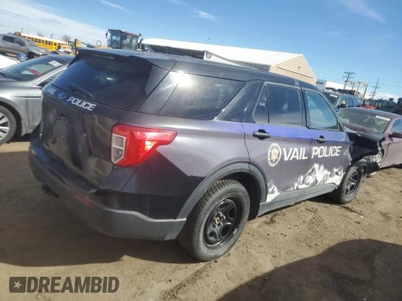 ✅ 2020 Ford Police Interceptor Utility • VIN: 1FM5K8AC7LGC67604 • Лот: 46429305. Опубликован ранее на Copart с пробегом 57 733 миль. Бесплатный доступ к архиву аукционных продаж из США и подробный отчёт об истории автомобиля на DreamBid. Изображение 3.