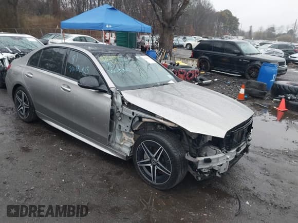 ✅ 2023 Mercedes-Benz C 300 • VIN: W1KAF4HB9PR103705 • Lot: 41920893. Wystawiony na IAAI z przebiegiem 47 467 mil. Bezpłatny archiwum sprzedaży aukcyjnych z USA i szczegółowy raport historii pojazdu na DreamBid. Zdjęcie 6.