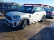 ✅ 2021 MINI Countryman Oxford Edition • VIN: WMZ23BR06M3M77065 • Lot: 43845014. Listed on IAAI with 162,128 mi. Free auction sales archive from the USA and detailed vehicle history report at DreamBid. Image 18.