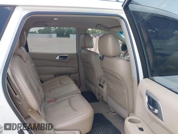 ✅ 2013 Nissan Pathfinder SL • VIN: 5N1AR2MM7DC690140 • Lot: 42954282. Listed on IAAI with 161,516 mi. Free auction sales archive from the USA and detailed vehicle history report at DreamBid. Image 8.