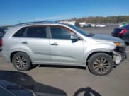 ✅ 2013 Kia Sorento SX • VIN: 5XYKW4A27DG393171 • Lot: 43720388. Listed on IAAI with 232,851 mi. Free auction sales archive from the USA and detailed vehicle history report at DreamBid. Image 13.