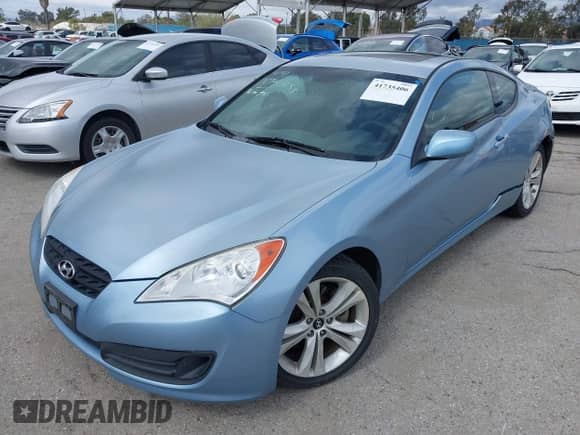 2011 Hyundai Genesis Coupe Premium с VIN KMHHT6KD0BU055195, выставлен на аукционе IAAI как лот 41735406 с пробегом 90 017 миль миль и . История ставок и продаж доступна на DreamBid. Изображение 2.