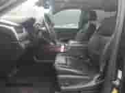 2017 Chevrolet Suburban Premier z VIN 1GNSKJKC2HR129663, wystawiony jako Copart lot #68574504 z przebiegiem 152 922 mil mil oraz Szkoda całkowita • Salvage title. Historia ofert i sprzedaży dostępna na DreamBid. Obrazek 7.