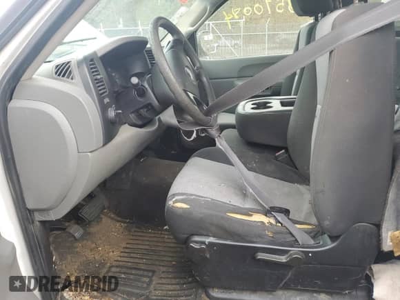 2008 Chevrolet Silverado 1500 Work Truck with VIN 1GCEC14X98Z128383, listed as a Copart auction lot 90855475 with 226,854 mi miles and Salvage title. Bid and sale history available at DreamBid. Image 7.