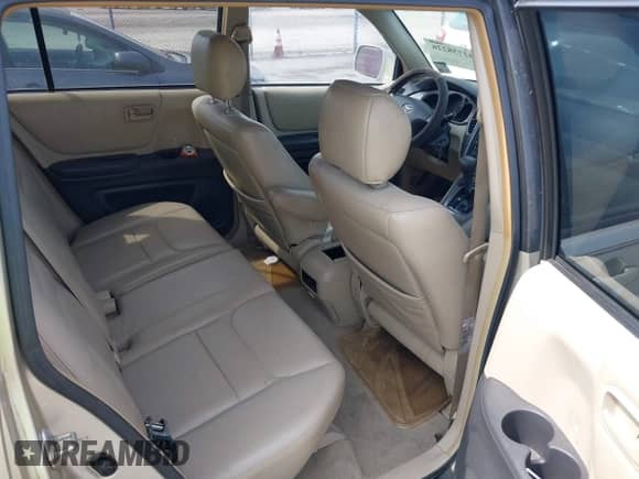 2002 Toyota Highlander с VIN JTEGF21AX20071429, выставлен на аукционе IAAI как лот 42738226 с пробегом 234 776 миль миль и . История ставок и продаж доступна на DreamBid. Изображение 8.