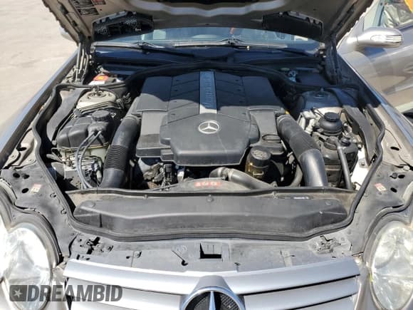 ✅ 2005 Mercedes-Benz SL 500 • VIN: WDBSK75F45F098073 • Лот: 73401994. Опубликован ранее на Copart с пробегом 83 860 миль. Бесплатный доступ к архиву аукционных продаж из США и подробный отчёт об истории автомобиля на DreamBid. Изображение 11.