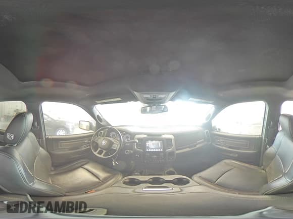 ✅ 2017 Ram 2500 Power Wagon • VIN: 3C6TR5EJ7HG628069 • Lot: 53802885. Wystawiony na Copart z przebiegiem 99 564 mil. Bezpłatny archiwum sprzedaży aukcyjnych z USA i szczegółowy raport historii pojazdu na DreamBid. Zdjęcie 14.