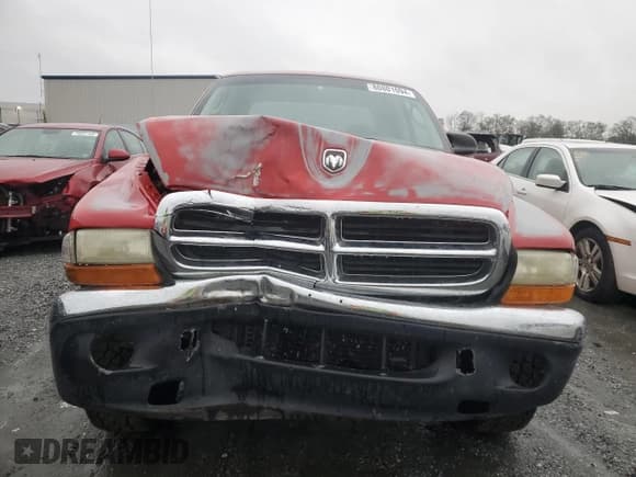 ✅ 2002 Dodge Dakota SLT • VIN: 1B7HG48N62S532124 • Lot: 80801094. Wystawiony na Copart z przebiegiem 302 342 mil. Bezpłatny archiwum sprzedaży aukcyjnych z USA i szczegółowy raport historii pojazdu na DreamBid. Zdjęcie 5.