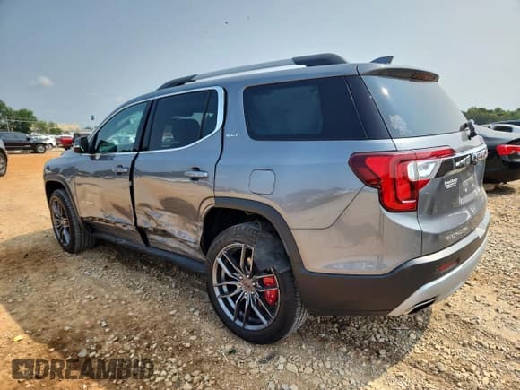 ✅ 2021 GMC Acadia SLT • VIN: 1GKKNMLS2MZ122041 • Lot: 71328305. Wystawiony na Copart z przebiegiem 62 483 mil. Bezpłatny archiwum sprzedaży aukcyjnych z USA i szczegółowy raport historii pojazdu na DreamBid. Zdjęcie 2.