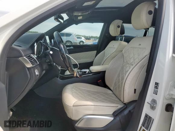 ✅ 2018 Mercedes-Benz GLS 550 • VIN: 4JGDF7DE2JB036000 • Lot: 69453385. Listed on Copart with 77,192 mi. Free auction sales archive from the USA and detailed vehicle history report at DreamBid. Image 7.