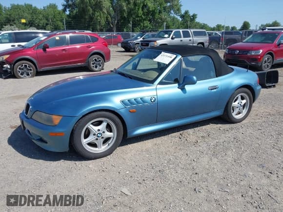 ✅ 1996 BMW 3 Series Z3 1.9 • VIN: 4USCH7327TLB76586 • Lot: 42471498. Listed on IAAI with 159,486 mi. Free auction sales archive from the USA and detailed vehicle history report at DreamBid. Image 2.