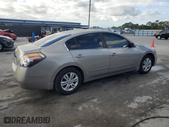 ✅ 2011 Nissan Altima SL • VIN: 1N4AL2AP5BN434042 • Lot: 86846075. Listed on Copart with 121,068 mi. Free auction sales archive from the USA and detailed vehicle history report at DreamBid. Image 3.