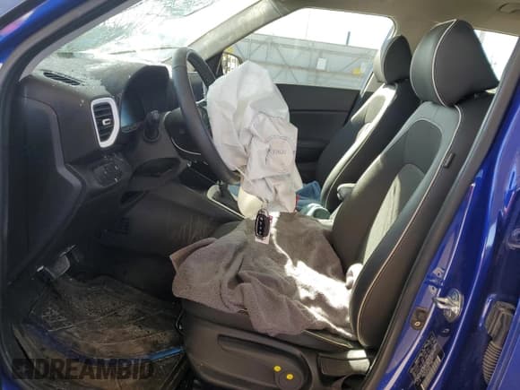 ✅ 2024 Hyundai Venue Limited • VIN: KMHRC8A33RU305757 • Lot: 80766254. Listed on Copart with 25,591 mi. Free auction sales archive from the USA and detailed vehicle history report at DreamBid. Image 7.