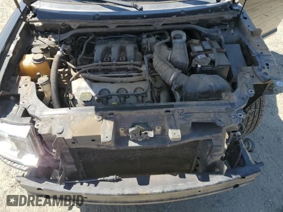 ✅ 2010 Ford Flex Limited • VIN: 2FMGK5DCXABB10138 • Lot: 62379875. Listed on Copart with 290,851 mi. Free auction sales archive from the USA and detailed vehicle history report at DreamBid. Image 12.