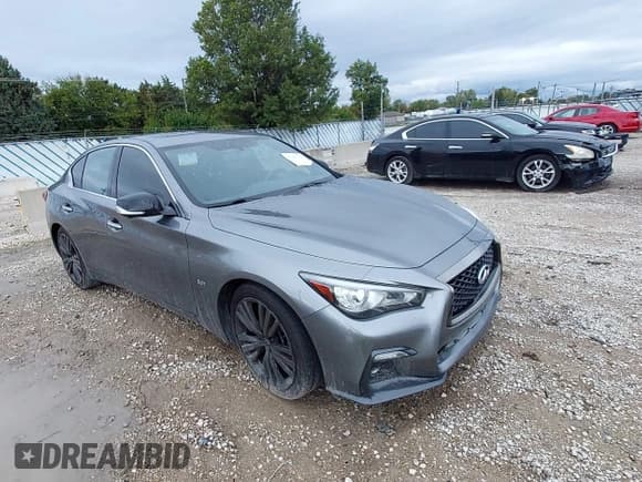 ✅ 2020 Infiniti Q50 Luxe • VIN: JN1EV7AP1LM204303 • Lot: 43393275. Wystawiony na IAAI z przebiegiem 93 228 mil. Bezpłatny archiwum sprzedaży aukcyjnych z USA i szczegółowy raport historii pojazdu na DreamBid. Zdjęcie 1.