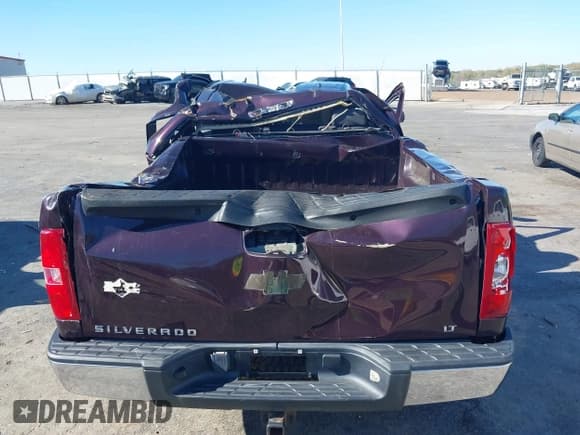 ✅ 2008 Chevrolet Silverado 1500 1LT • VIN: 2GCEC19J281121787 • Lot: 41859926. Listed on IAAI with Not provided. Free auction sales archive from the USA and detailed vehicle history report at DreamBid. Image 18.