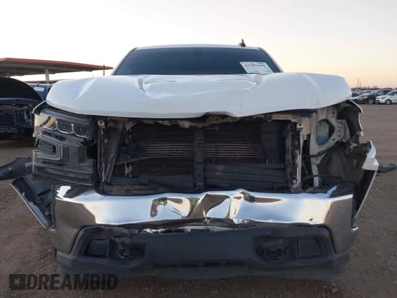 ✅ 2021 Chevrolet Silverado 1500 LT • VIN: 3GCUYDET7MG391055 • Lot: 43287699. Wystawiony na IAAI z przebiegiem 165 592 mil. Bezpłatny archiwum sprzedaży aukcyjnych z USA i szczegółowy raport historii pojazdu na DreamBid. Zdjęcie 13.