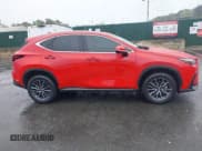 ✅ 2024 Lexus NX 350 Premium • VIN: 2T2GGCEZXRC044024 • Lot: 42278940. Wystawiony na IAAI z przebiegiem 11 388 mil. Bezpłatny archiwum sprzedaży aukcyjnych z USA i szczegółowy raport historii pojazdu na DreamBid. Zdjęcie 13.