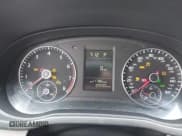 ✅ 2015 Volkswagen Passat S • VIN: 1VWAS7A31FC021234 • Lot: 43642821. Wystawiony na IAAI z przebiegiem 99 595 mil. Bezpłatny archiwum sprzedaży aukcyjnych z USA i szczegółowy raport historii pojazdu na DreamBid. Zdjęcie 7.