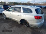 ✅ 2011 Buick Enclave CXL-2 • VIN: 5GAKVCED2BJ238552 • Lot: 41241719. Wystawiony na IAAI z przebiegiem 124 977 mil. Bezpłatny archiwum sprzedaży aukcyjnych z USA i szczegółowy raport historii pojazdu na DreamBid. Zdjęcie 6.