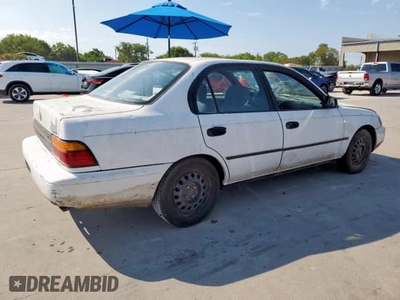 ✅ 1995 Toyota Corolla DX • VIN: 1NXAE09B9SZ328745 • Lot: 71040755. Wystawiony na Copart z przebiegiem 218 951 mil. Bezpłatny archiwum sprzedaży aukcyjnych z USA i szczegółowy raport historii pojazdu na DreamBid. Zdjęcie 3.