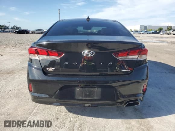 ✅ 2019 Hyundai Sonata Sport • VIN: 5NPE34AF8KH742613 • Lot: 68475935. Listed on Copart with Not provided. Free auction sales archive from the USA and detailed vehicle history report at DreamBid. Image 6.