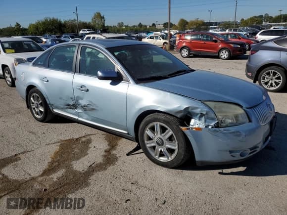 ✅ 2009 Mercury Sable Premier • VIN: 1MEHM42W69G632326 • Лот: 73791044. Опубликован ранее на Copart с пробегом 151 094 миль. Бесплатный доступ к архиву аукционных продаж из США и подробный отчёт об истории автомобиля на DreamBid. Изображение 4.