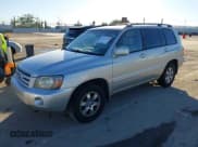 ✅ 2004 Toyota Highlander • VIN: JTEGP21A740025122 • Lot: 43899566. Wystawiony na IAAI z przebiegiem 291 788 mil. Bezpłatny archiwum sprzedaży aukcyjnych z USA i szczegółowy raport historii pojazdu na DreamBid. Zdjęcie 2.