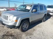 ✅ 2014 Jeep Patriot Sport • VIN: 1C4NJRBB8ED558233 • Лот: 43633685. Опубликован ранее на IAAI с пробегом 205 055 миль. Бесплатный доступ к архиву аукционных продаж из США и подробный отчёт об истории автомобиля на DreamBid. Изображение 2.