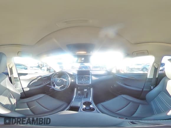 ✅ 2020 Lexus NX 300h • VIN: JTJGJRDZ0L2143996 • Лот: 87661585. Опубликован ранее на Copart с пробегом 47 307 миль. Бесплатный доступ к архиву аукционных продаж из США и подробный отчёт об истории автомобиля на DreamBid. Изображение 15.