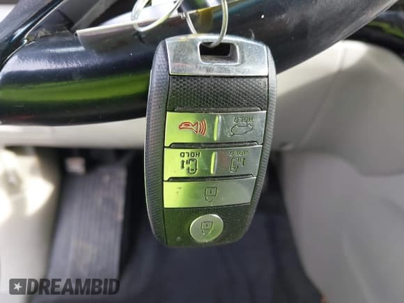 ✅ 2017 Kia Sedona EX • VIN: KNDMC5C12H6283052 • Lot: 40749961. Listed on IAAI with 146,996 mi. Free auction sales archive from the USA and detailed vehicle history report at DreamBid. Image 11.