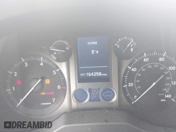 ✅ 2016 Lexus GX 460 • VIN: JTJBM7FX1G5121351 • Lot: 42495620. Listed on IAAI with 164,258 mi. Free auction sales archive from the USA and detailed vehicle history report at DreamBid. Image 7.