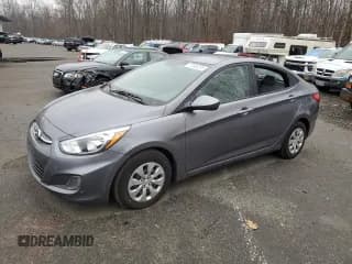 ✅ 2017 Hyundai Accent SE • VIN: KMHCT4AEXHU233356 • Lot: 77044373. Wystawiony na Copart z przebiegiem Nie podano. Bezpłatny archiwum sprzedaży aukcyjnych z USA i szczegółowy raport historii pojazdu na DreamBid. Zdjęcie 1.