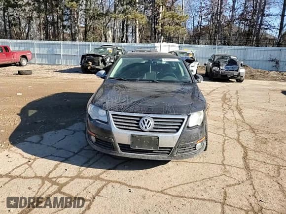 ✅ 2008 Volkswagen Passat VR6 • VIN: WVWRU73CX8E016604 • Лот: 43085785. Опубликован ранее на Copart с пробегом 160 415 миль. Бесплатный доступ к архиву аукционных продаж из США и подробный отчёт об истории автомобиля на DreamBid. Изображение 11.